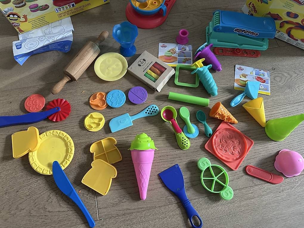 Play-Doh Spielzeuge: Grosses Play Doh Set – Gebraucht aus zürich von majasimone 3