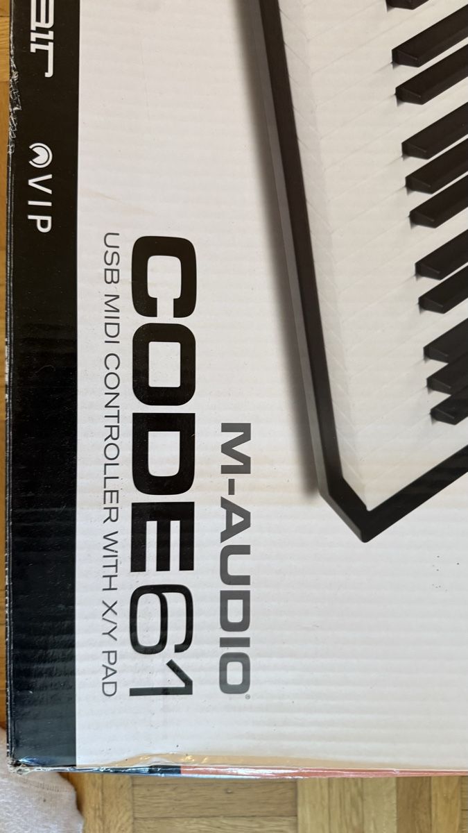 Strumenti musicali: M-Audio Code 61 MIDI Keyboard – neuwertig – Nuovo (secondo la descrizione) da Solothurn venduto da MariMoon17 4