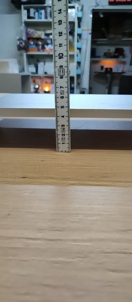 Staffa per monitor: Monitor Halter mit 4 USB Anschlüssen – Usato da Aesch BL venduto da Gebrauchtes_AeschBL 2