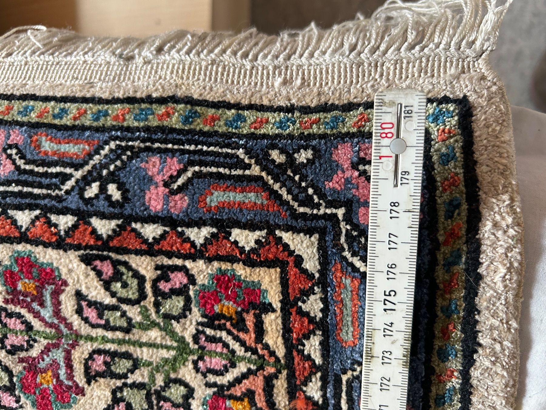 Teppiche: Seidenteppich Handarbeit – Gebraucht aus Wildhaus von rosenblatt01 5