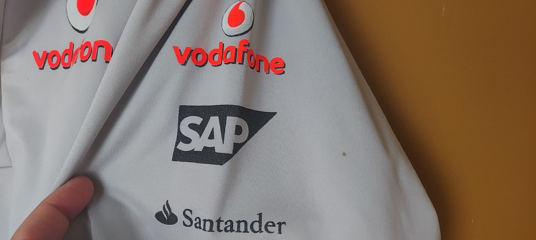 Giacche: McLaren Mercedes  Softshell Jacke Vodafone – Nuovo (secondo la descrizione) da Liestal venduto da swary007 4