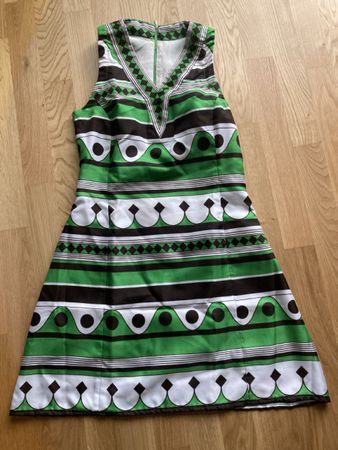 Sommerliches Vintagekleid mit Muster, Grösse 36, Top Zustand