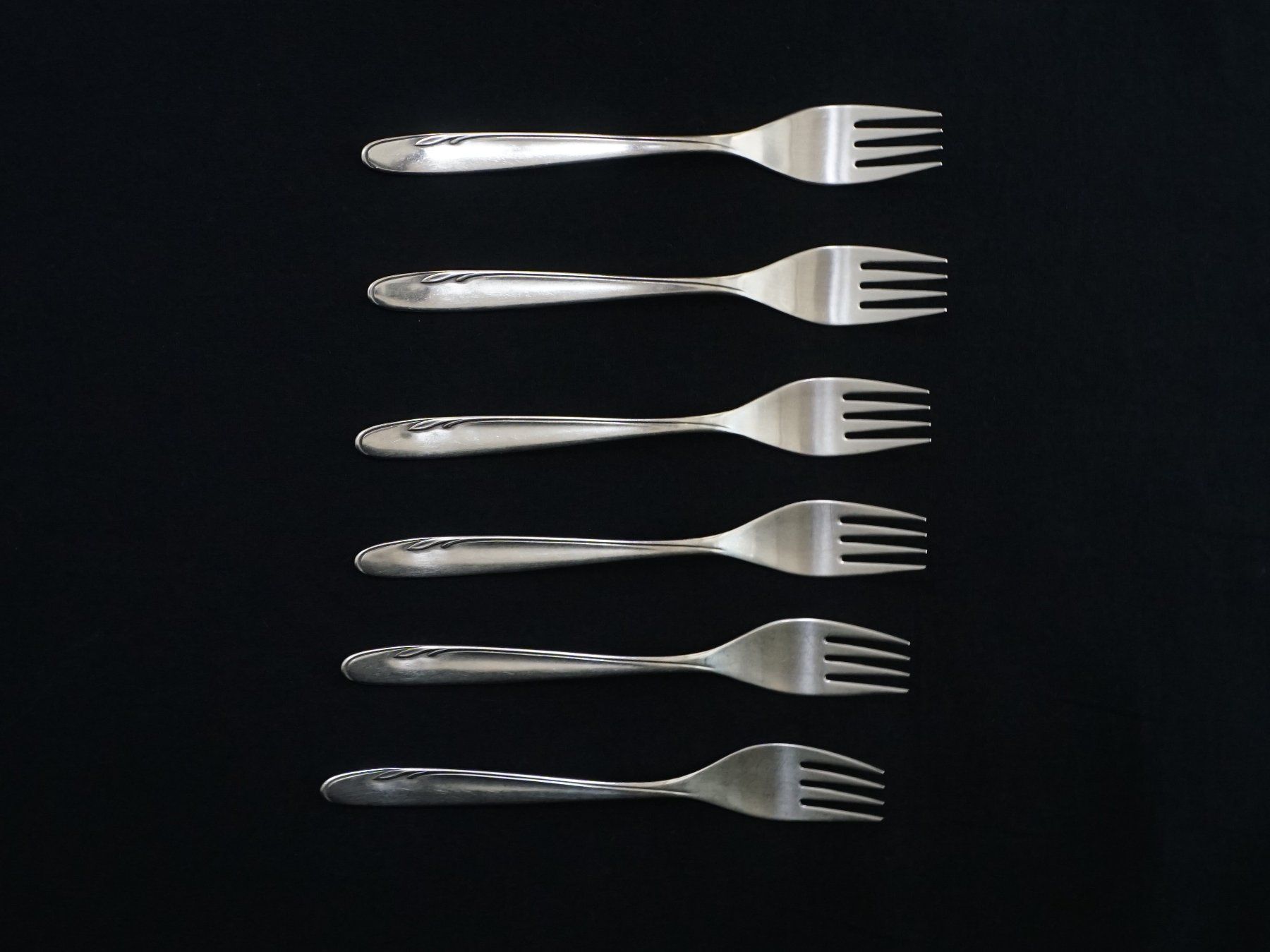 Set di posate: Edelstahl-  Besteck-Set 24-teilig – Usato da Pratteln venduto da Restwert_Pratteln 2
