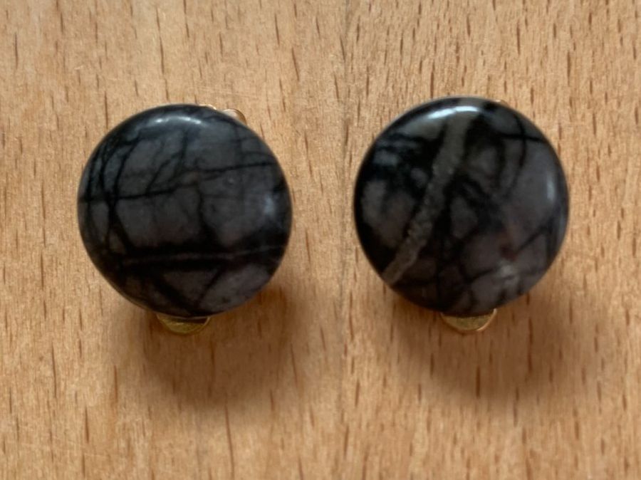 Ohrringe & -stecker: Ohrclips Jaspis Schwarz/Grau, 15mm – Neu (gemäss Beschreibung) aus Worb von farben20zauber