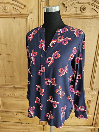 schöne Bluse, Seide, Seidenbluse, Herzensangelegenheit