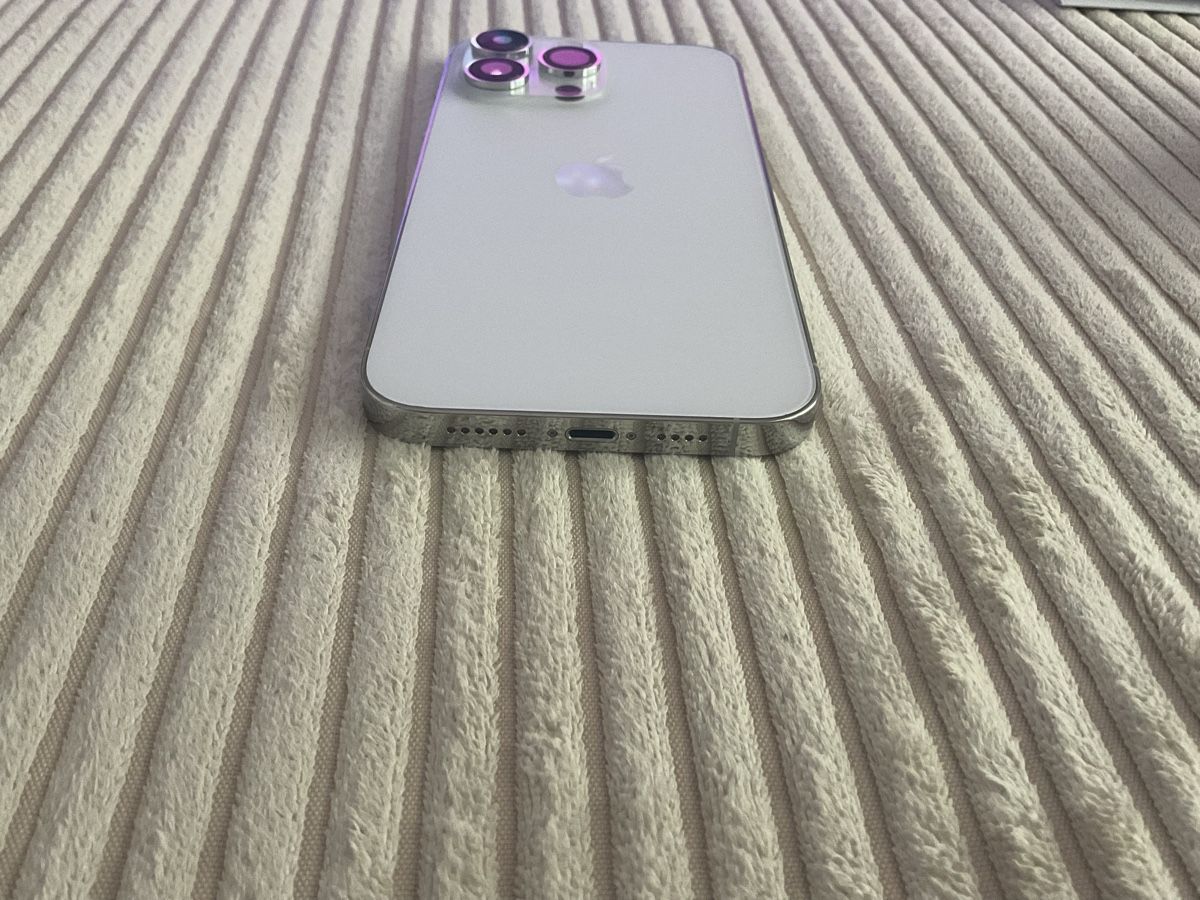 Apple Telefoni cellulari / Smartphones: Iphone 14 pro max, 128GB – Nuovo (secondo la descrizione) da Burgdorf venduto da Yannik4 3