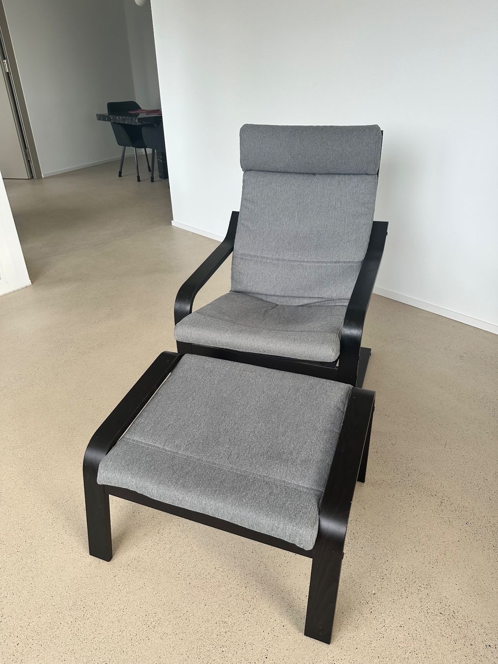Ikea Sessel: Poäng Sessel mit Hocker – Gebraucht aus Kloten von zzozzi 4