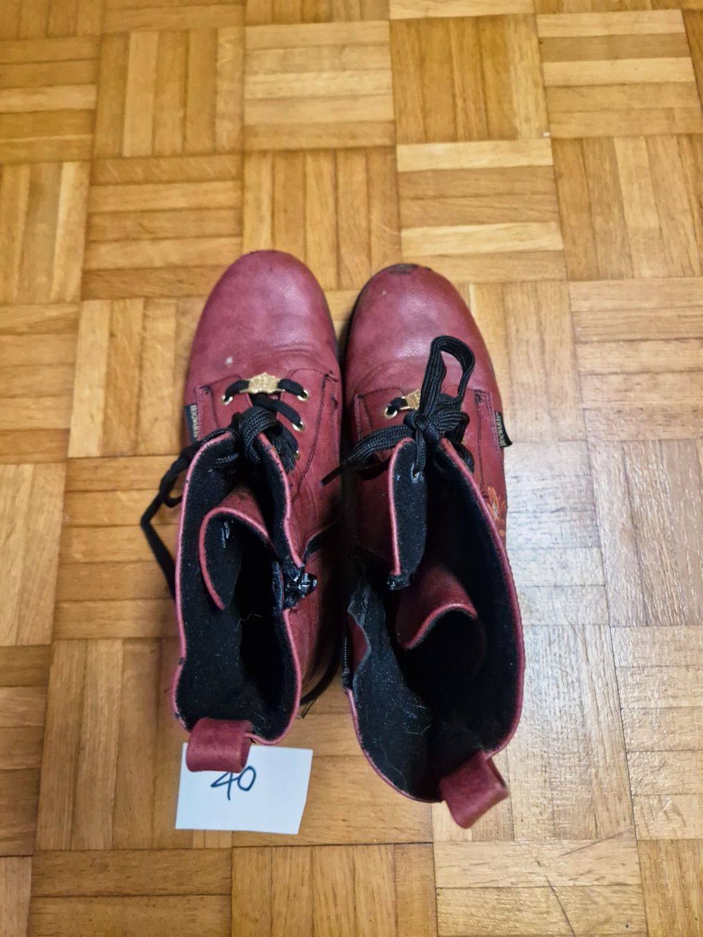 Scarpe da donna: Gryffindor Stiefel Gr.40 – Usato da Stüsslingen venduto da white_angel86 3