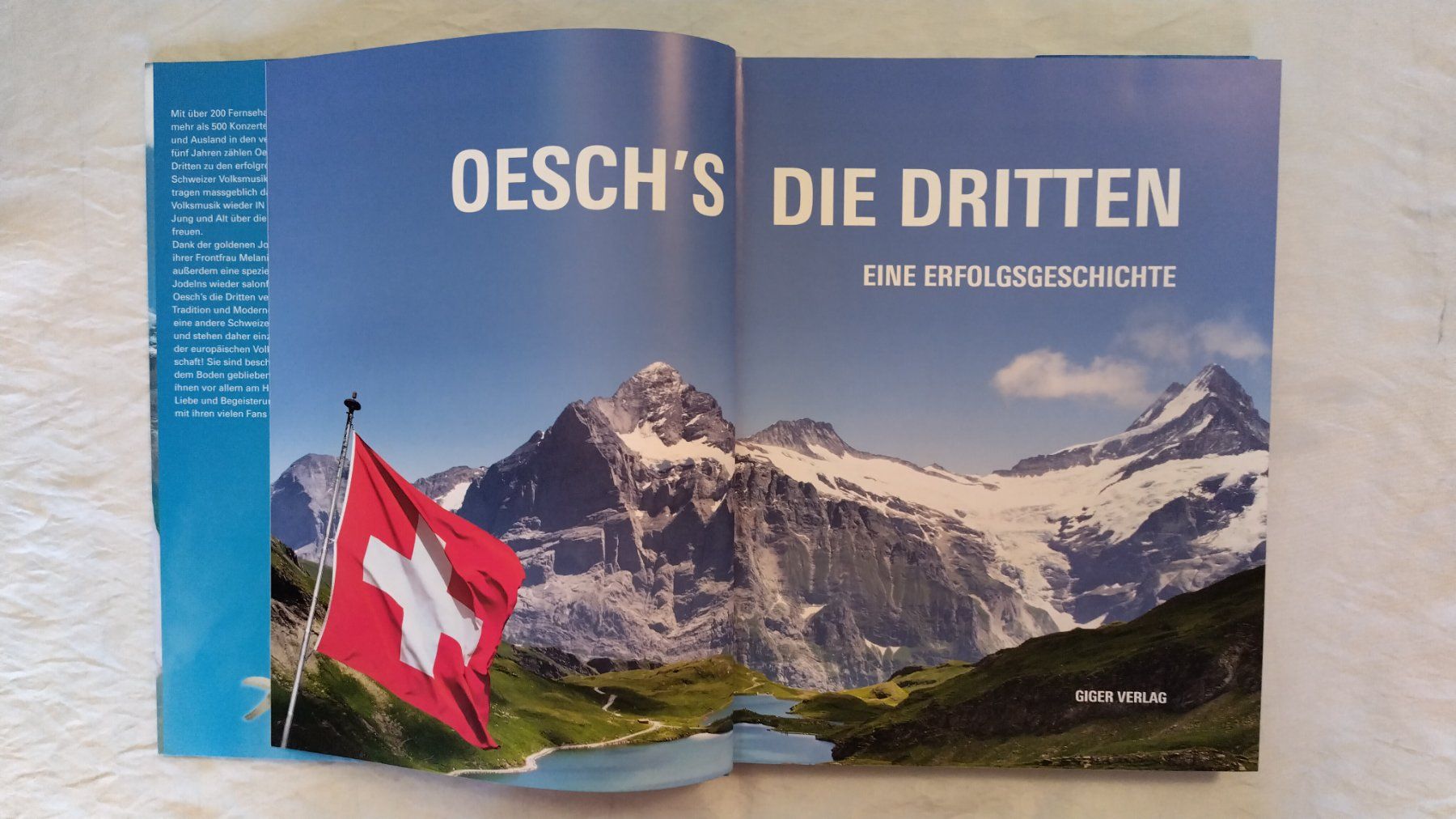 Libri: Oesch's die Dritten - Eine Erfolgsgeschichte / Buch 2012 – Usato da Bellach venduto da JingleJerry 2