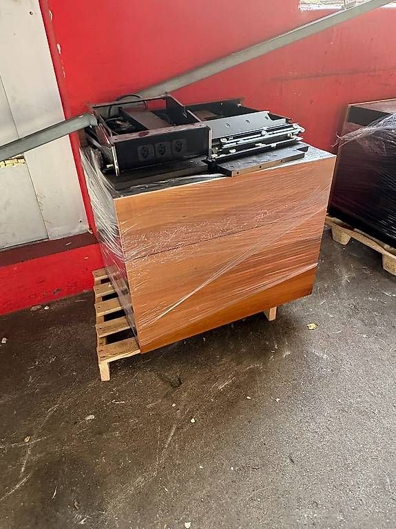 Cassettiere: Möbel Set aus massivem Holz und Chromestahl – Usato da Horn venduto da iParts 1