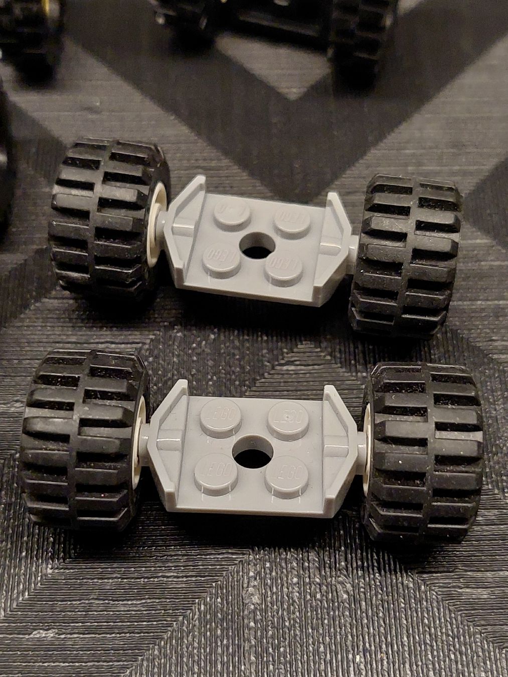 Lego Spielzeuge: Div. Lego Räder & Achsen – Gebraucht aus Zetzwil von sti_x9xf 2