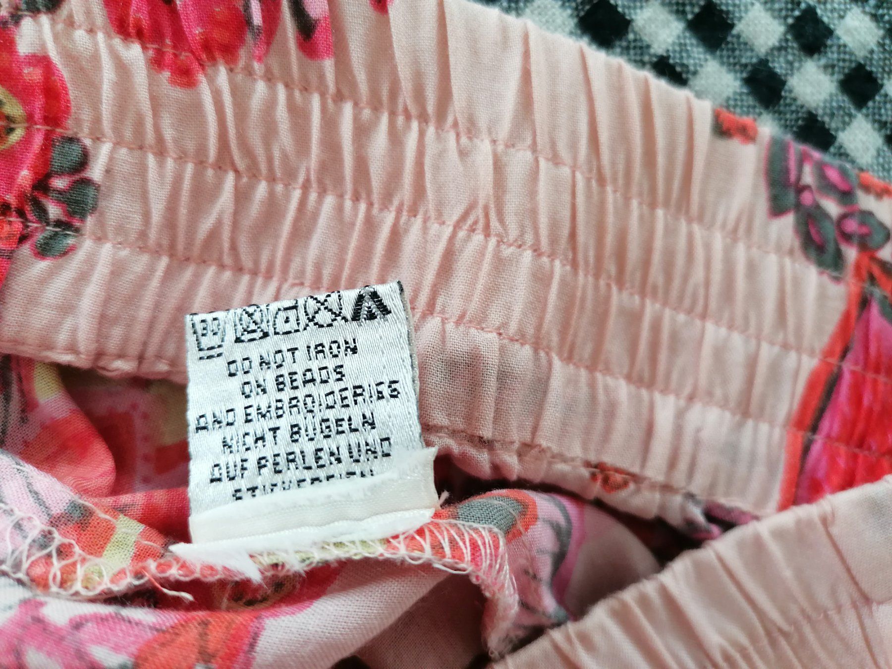 Hosen: Bunte, luftige Sommerhose aus Viskose – Neu (gemäss Beschreibung) aus Wallisellen von Muggeli1970 3
