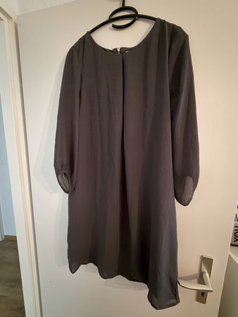 Kleid H&M grau Grösse 40 guter Zustand