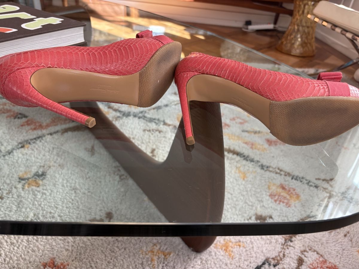 Scarpe da donna: Salvatore Ferragamo Pumps Pink Bow Size 6 F Good Condition – Usato da Zürich venduto da Charrua 4