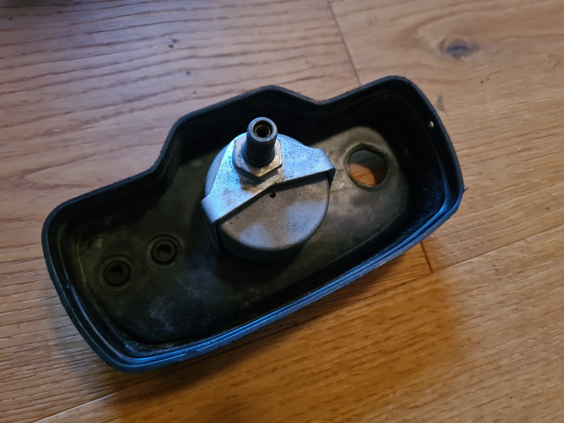 Rixe Ciclomotori: Cockpit oberteil "Rixe" mit Tacho Huret, dreht! – Usato da frümsen venduto da Sailem 3