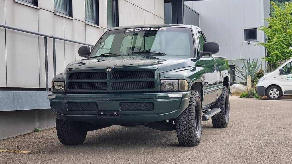 Dodge Autos: Dodge Ram 1500 Single Cab 3 Sitzplätze – Gebraucht aus Ettingen von AutoFischerEttingen 9