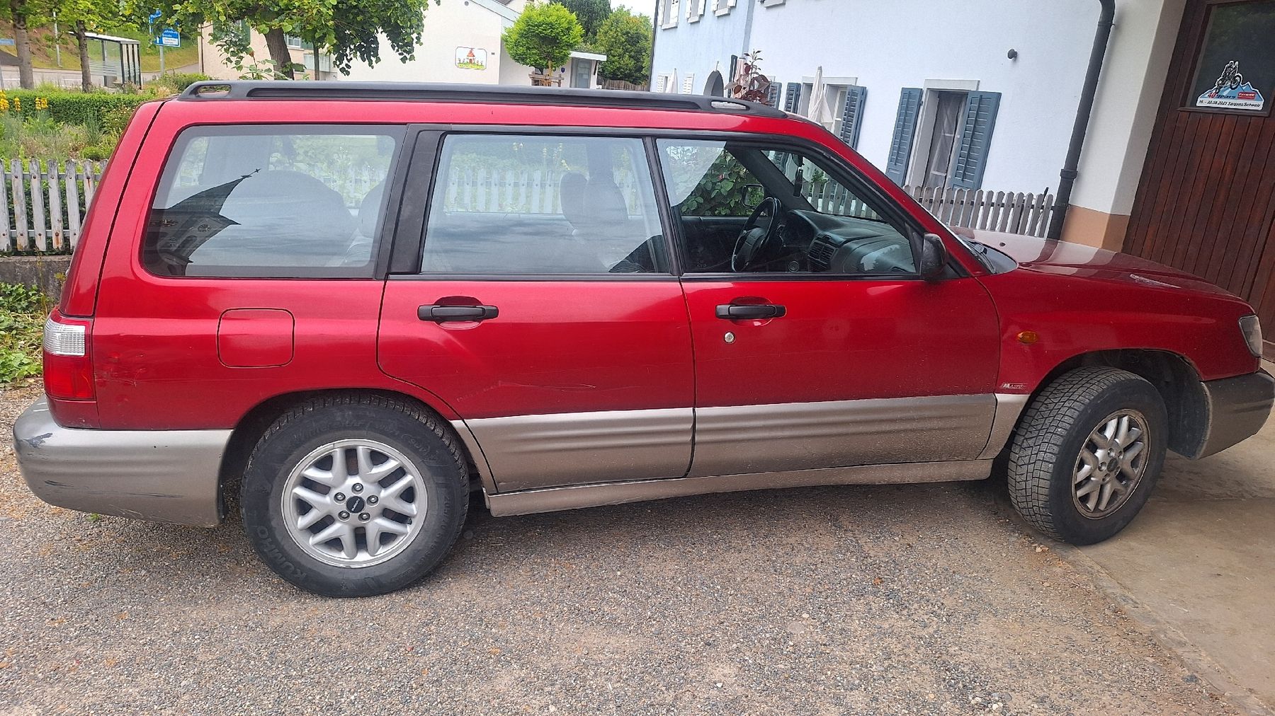 Subaru Autos: Subaru Forester 2.0 (SF) – Gebraucht aus Eiken von ale_k5j8 1