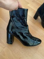 Lackstiefelette von Hallhuber (neuwertig)