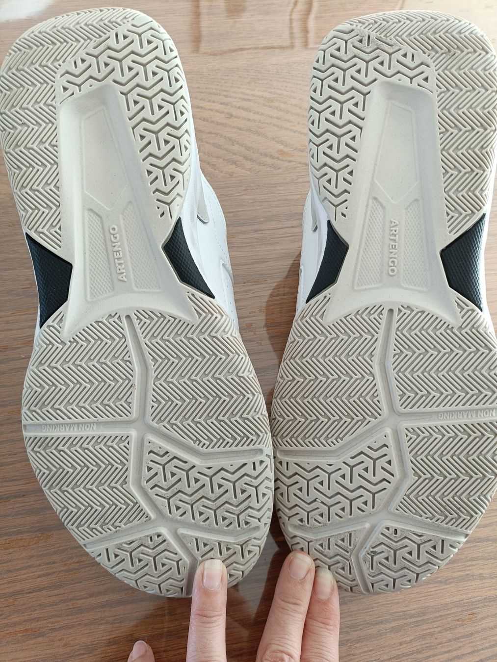 Decathlon Scarpe da uomo: Chaussure de tennis Artengo - 39 – Usato da Gland venduto da Gelerio 5