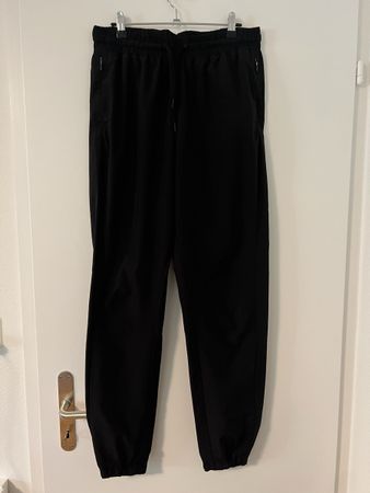 H&M Sport Jogging-/Trainingshose (Gr. M)