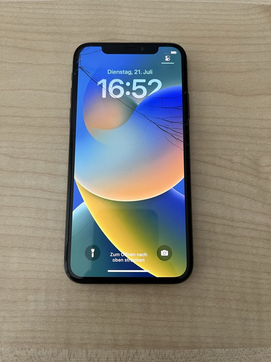 Apple Portables: iPhone X - 64gb, funktioniert einwandfrei – D'occasion à Rheineck par CS992000 1