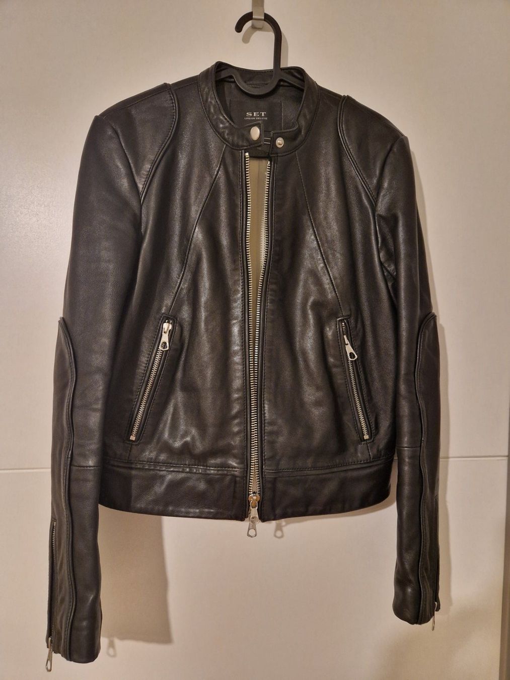 Jacken: Lederjacke der Marke SET - hoher Neupreis – Gebraucht aus Dietikon von amelie_zh