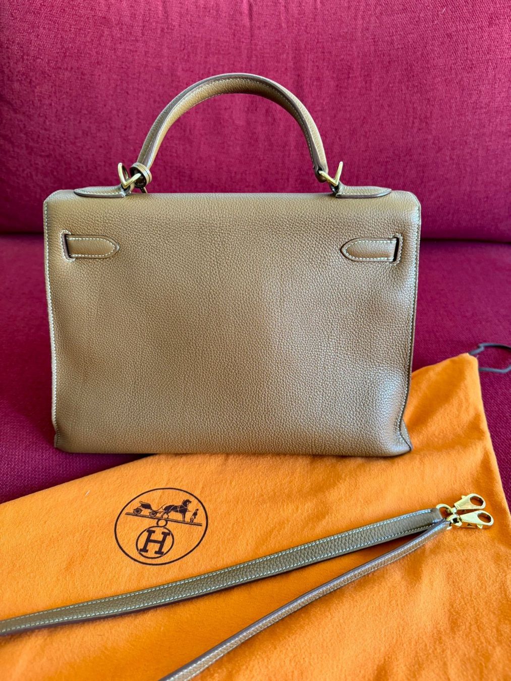 Hermès Borse da donna: Hermès Kelly 25 - Gold / Gold – Usato da Reinach BL venduto da Yugi-Cards 1