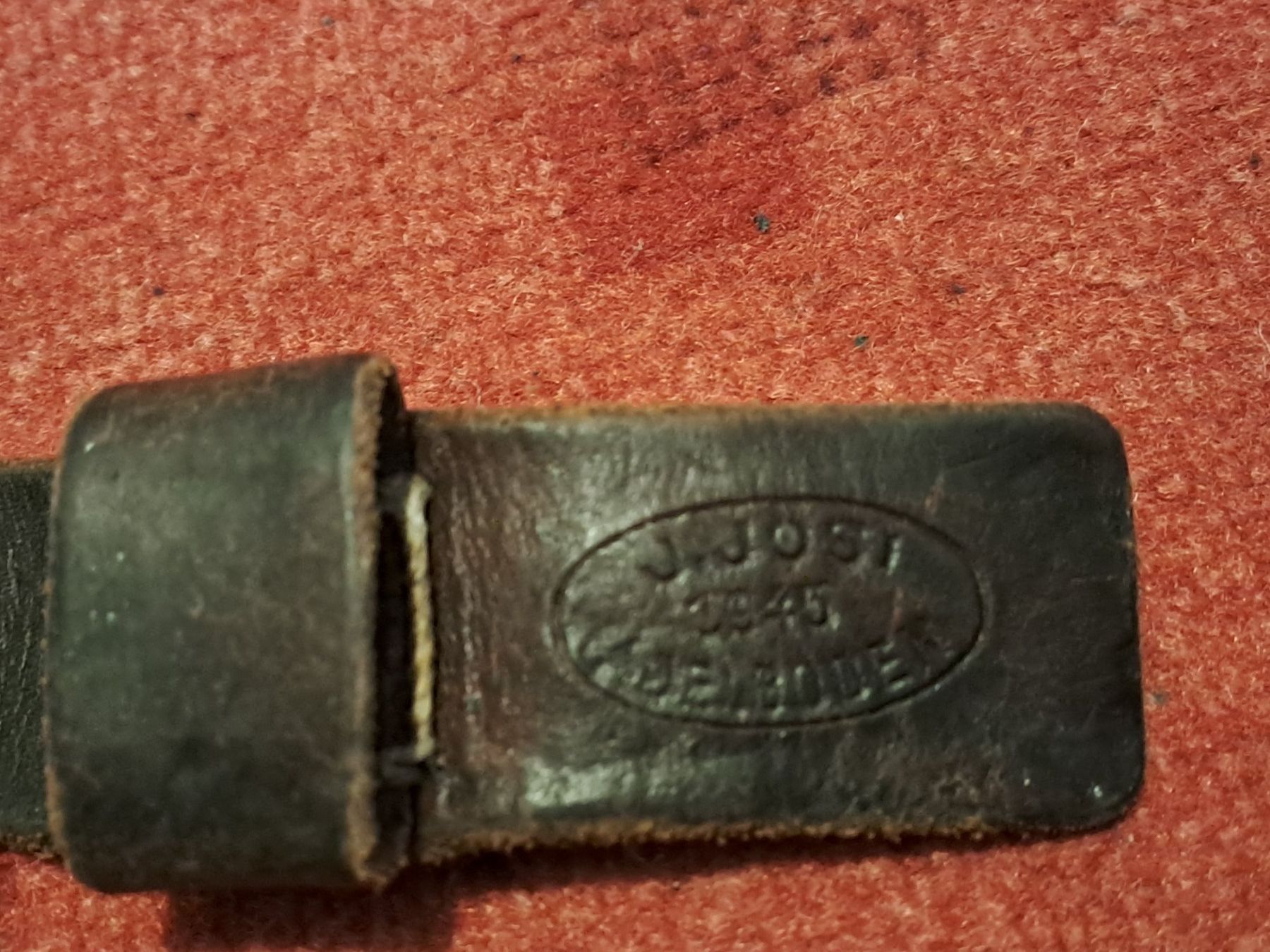 Schweizer Armee Uniformi: Gewehrriemen Karabiner 31, mit Knopf – Usato da St.Gallen venduto da Infanteriewerk 1