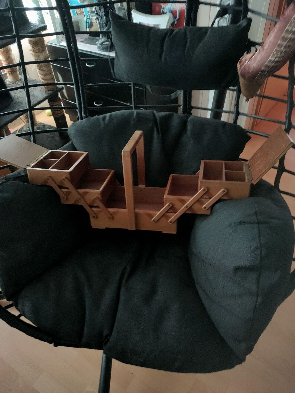 Casse di trasporto: Holz kistchen faltbar  – Usato da Menziken venduto da Dragon-Fuchur 2
