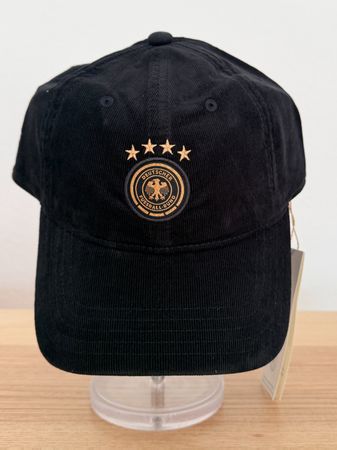 DFB Deutschland Cap Winter - Schwarz/Rot/Gold