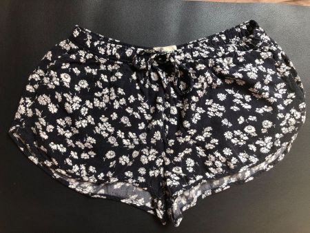 ABERCROMBIE & FITCH Damen Shorts Blumen Navy Hotpants S