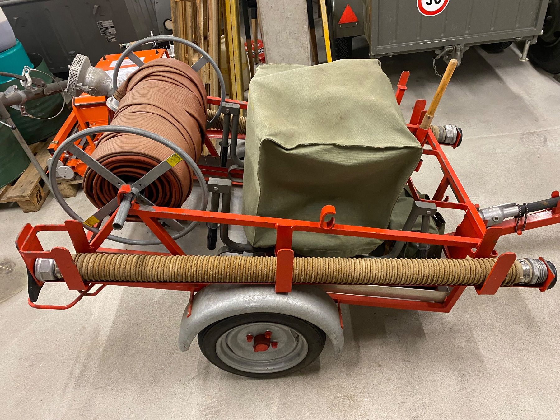 Pumpen & Teile: Motorspritze Typ1 mit Wagen – Gebraucht aus Uettligen von