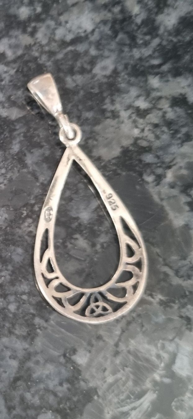 Ciondoli: keltischer Anhänger Triquetra – Usato da St. Gallenkappel venduto da Mr.Sunshine1996 1