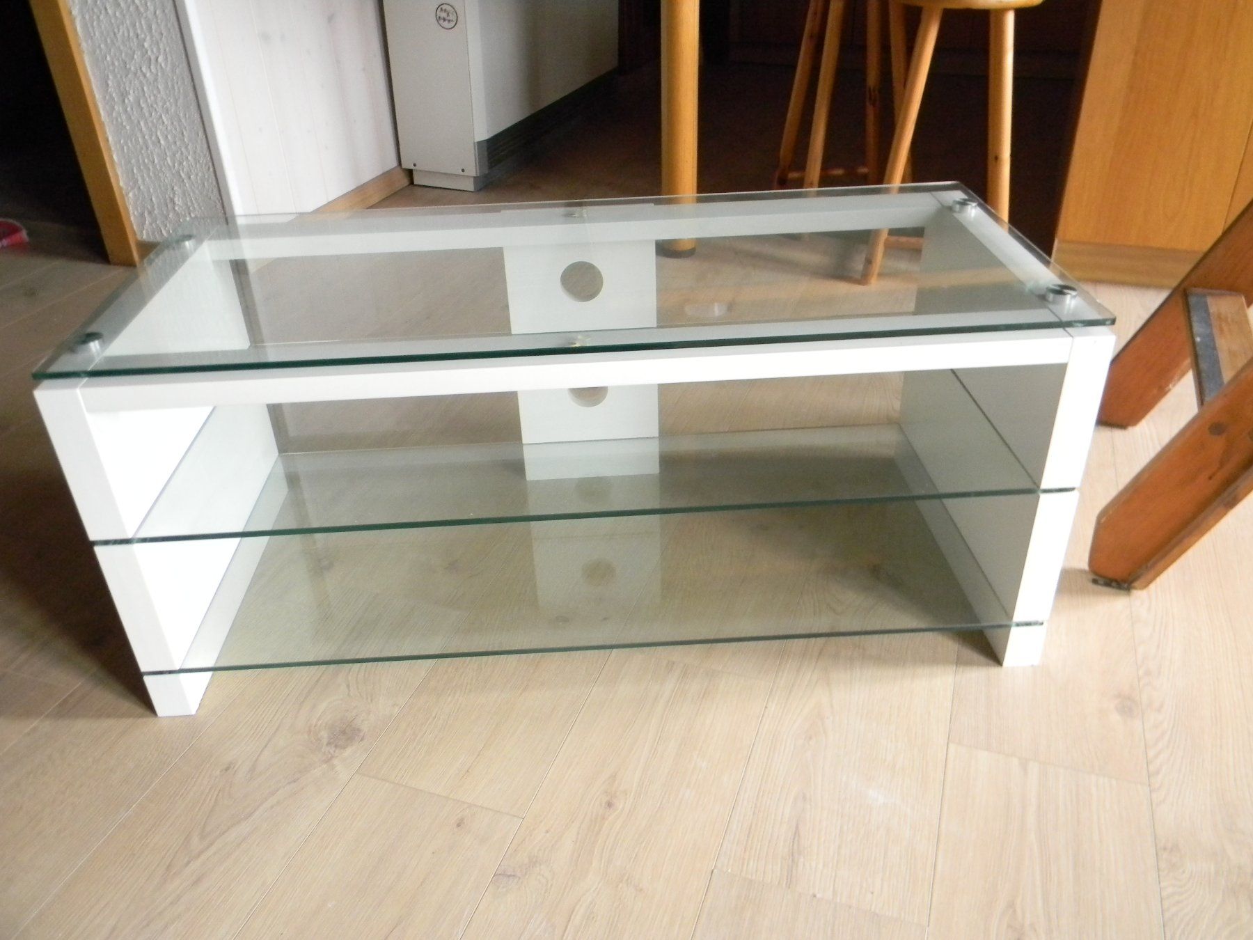 Pfister Mobili TV: table de télévision plateaux en verre Pfister – Nuovo (secondo la descrizione) da Bournens venduto da monique048