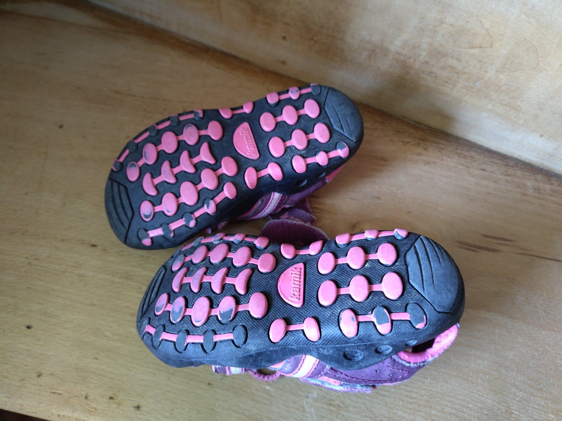 Schuhe für Mädchen: Kamik Sandale, Gr. 26, Lila/Pink – Gebraucht aus St. Gallen von Wysi 3
