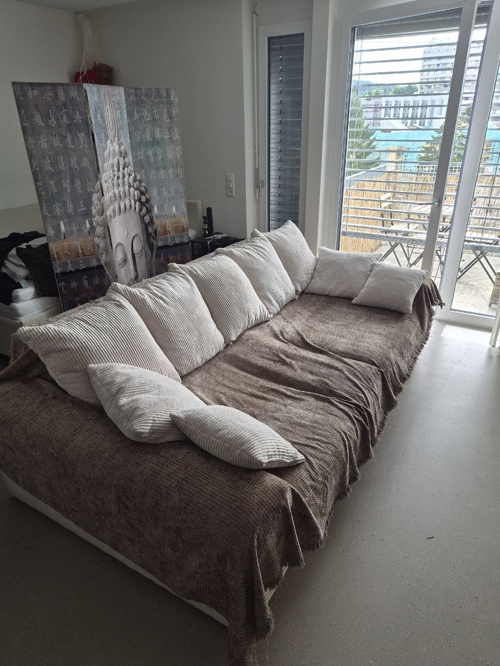 Sofas: AmbiaHome BIGSOFA Cord Beige – Gebraucht aus Schlieren von Aaronxxo 4