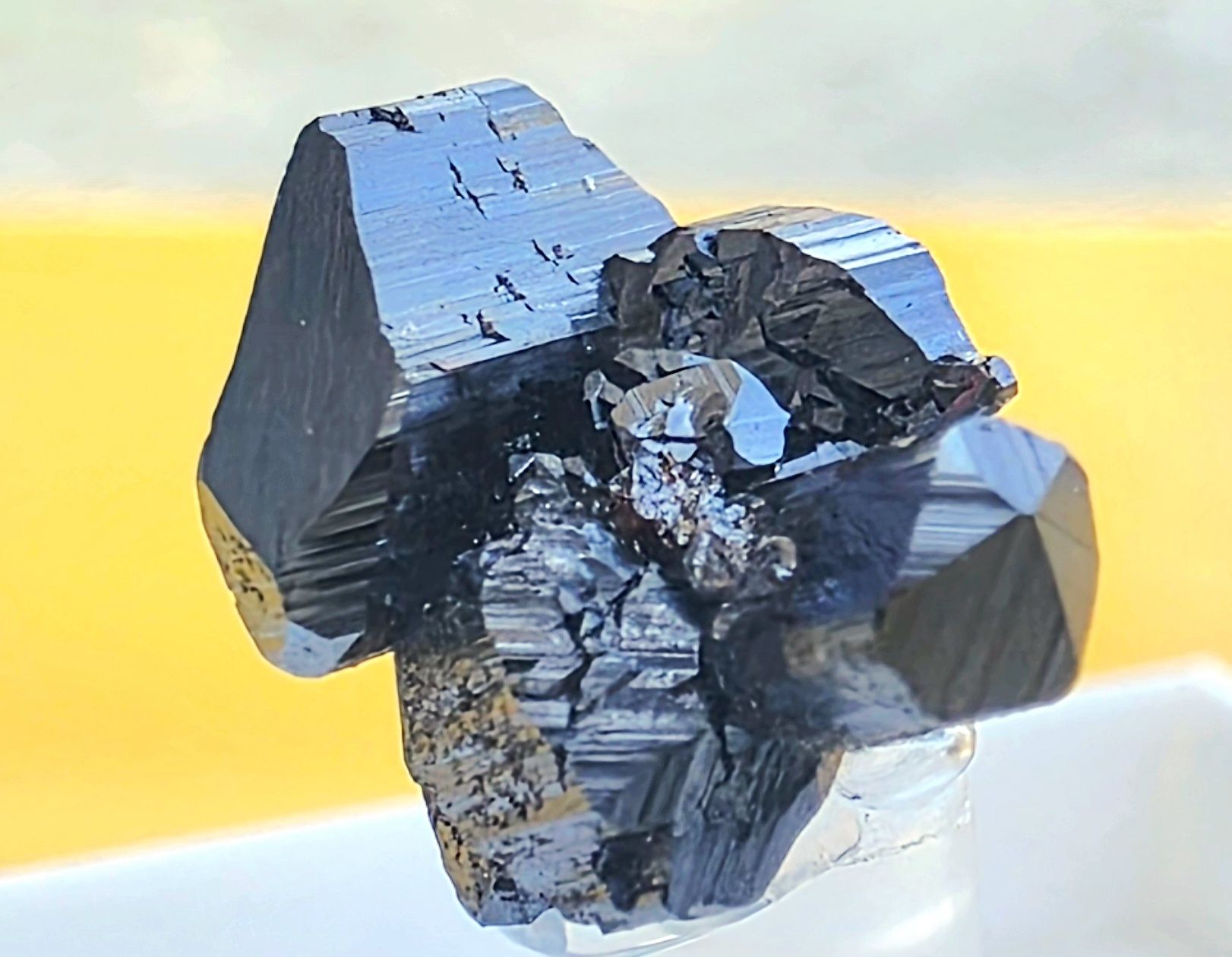 Minerali & Pietre curative: Rutil Zwilling mit einem prismstischen Rutil in Kombination – Usato da Glis venduto da nbu_65ys 6