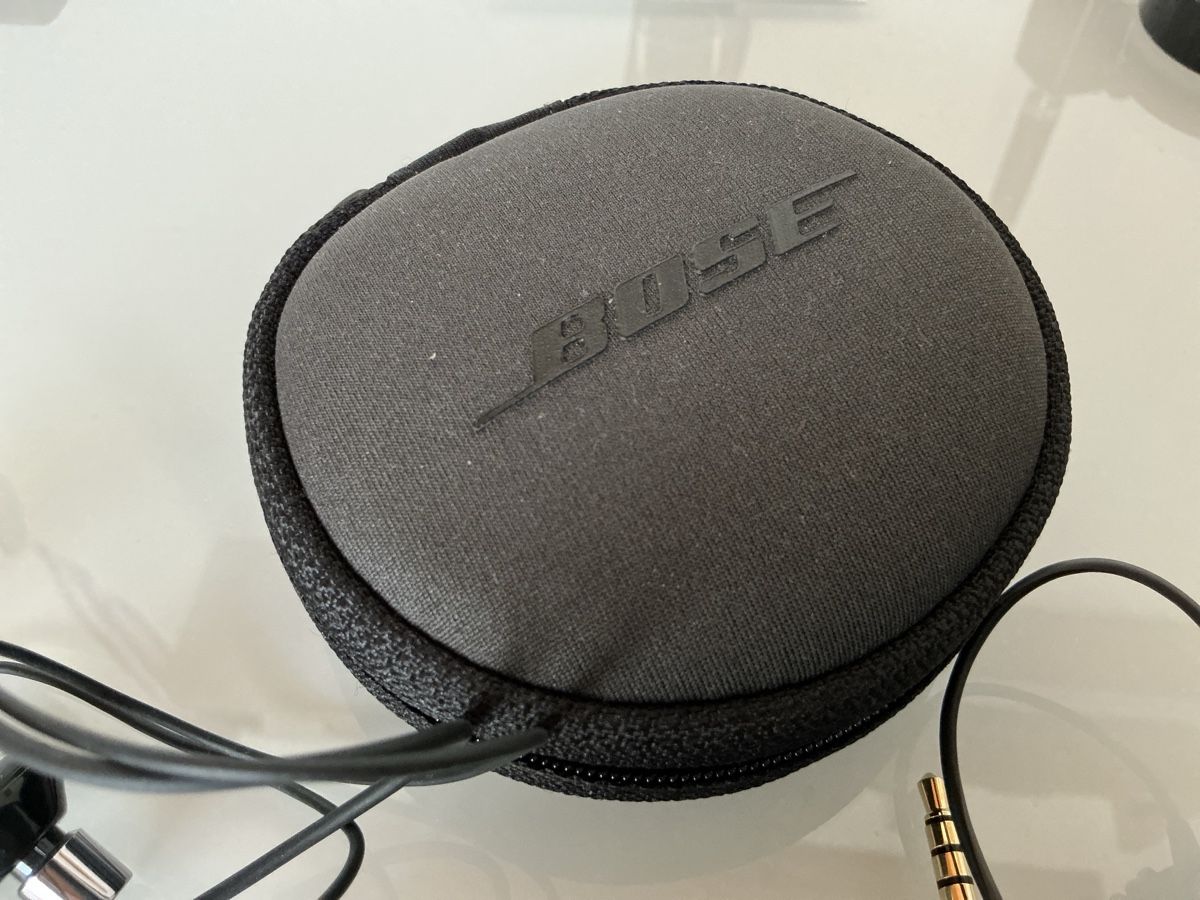 Bose Kopfhörer: Bose Kopfhörer mit Sony Bluetooth Adapter und Tasche – Gebraucht aus Wängi von Madella 4