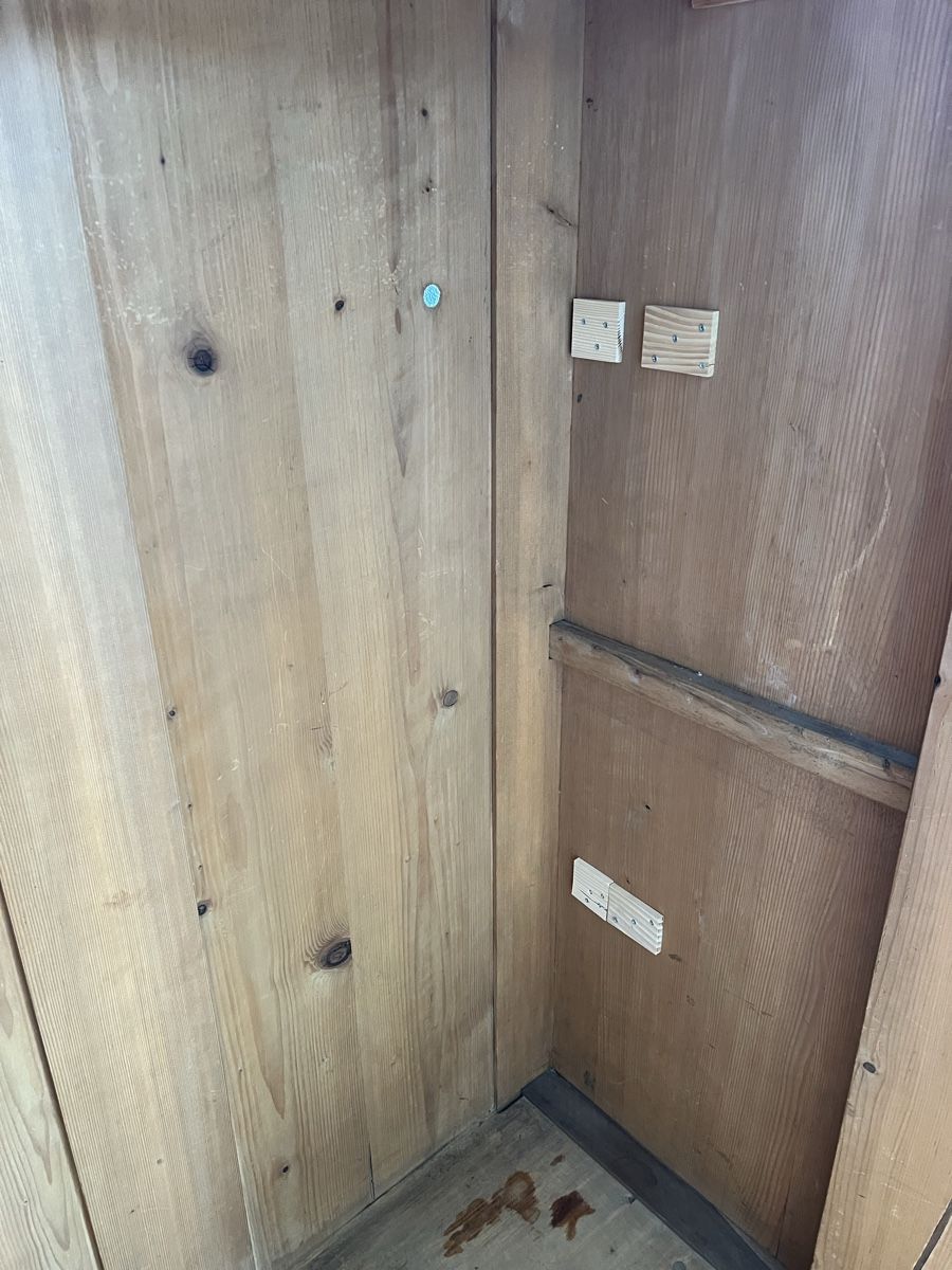 Armadi: Antiker Schrank – Usato da Würenlos venduto da Patrizia023 3