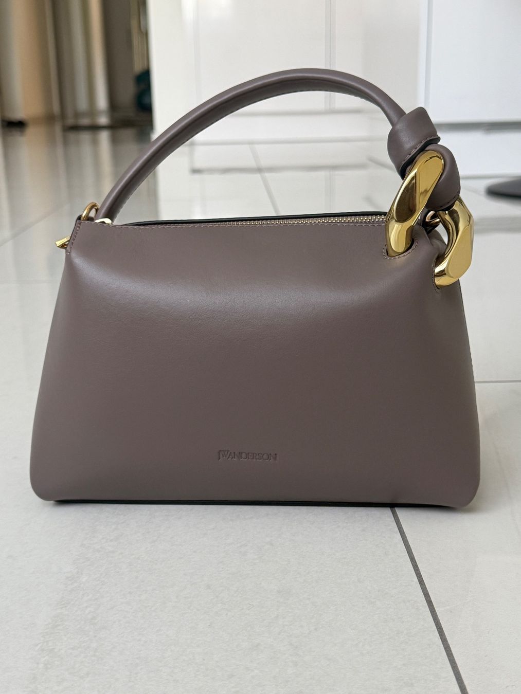 Jw Anderson Borse da donna: JW Anderson Leder Handtasche – Usato da Richterswil venduto da sho_6cfh