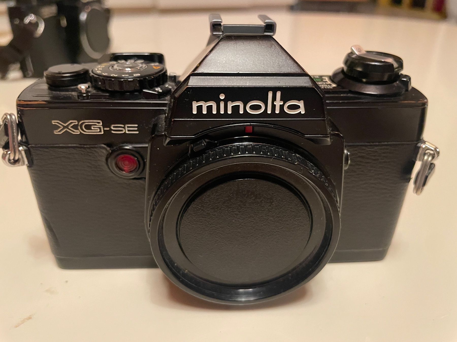 Minolta Fotocamera: Minolta XG-SE Analog Kamera – Usato da Zürich venduto da Arcana_Fail
