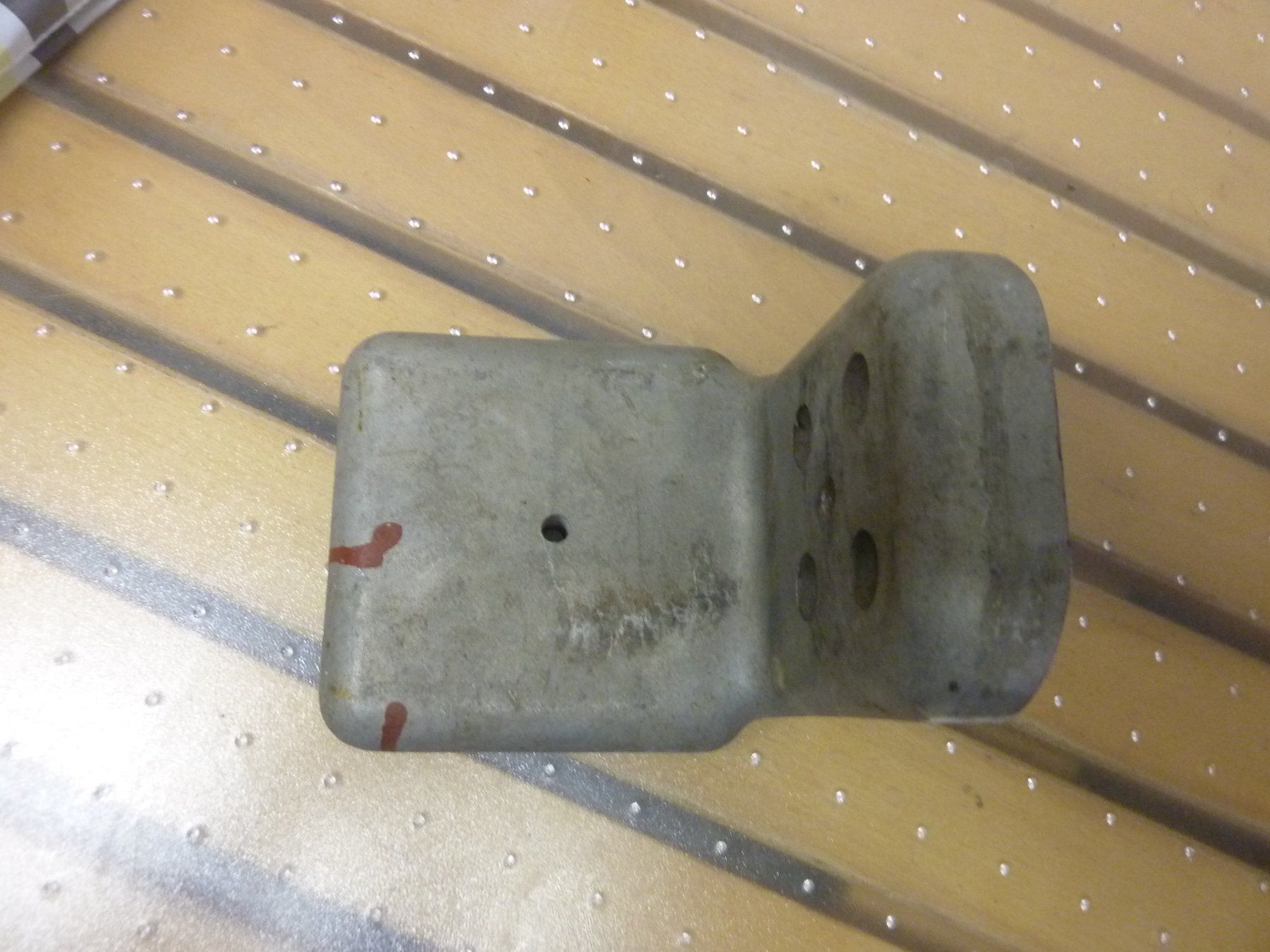 Metall- & Schlosserei Sonstiges: Maschinen-Konsole aus Aluminium – Gebraucht aus Triengen von Nussbaum14 1