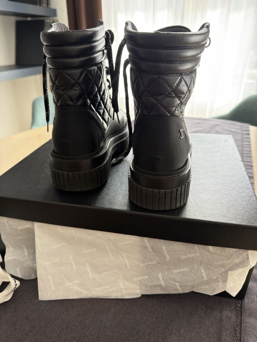 Chanel Scarpe da donna: Chanel Stiefel – Usato da Gebenstorf venduto da AA2015 3