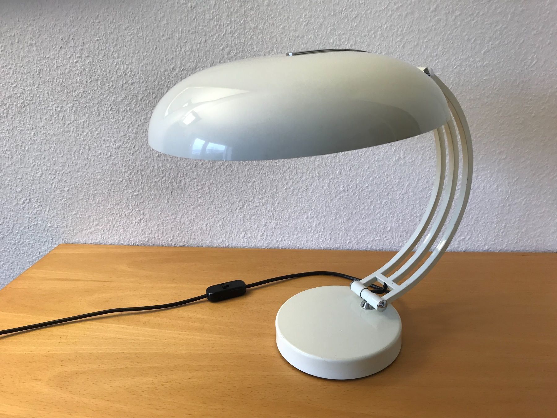 Lampade: Designer  Tischlampe um 1970 – Usato da Zürich venduto da Artnuvo 3