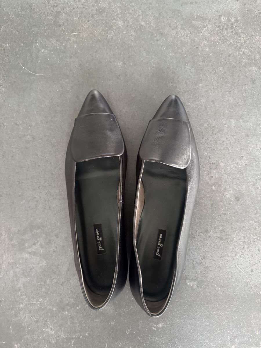 Paul Green Scarpe da donna: Schwarze Lederballerina, Grösse 42 – Nuovo (secondo la descrizione) da Muttenz venduto da Winzaren