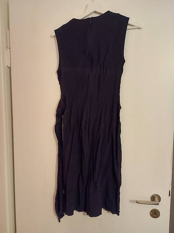 Robes: Asymmetrisches Kleid von Arket – D'occasion à Zürich par Melianea 4