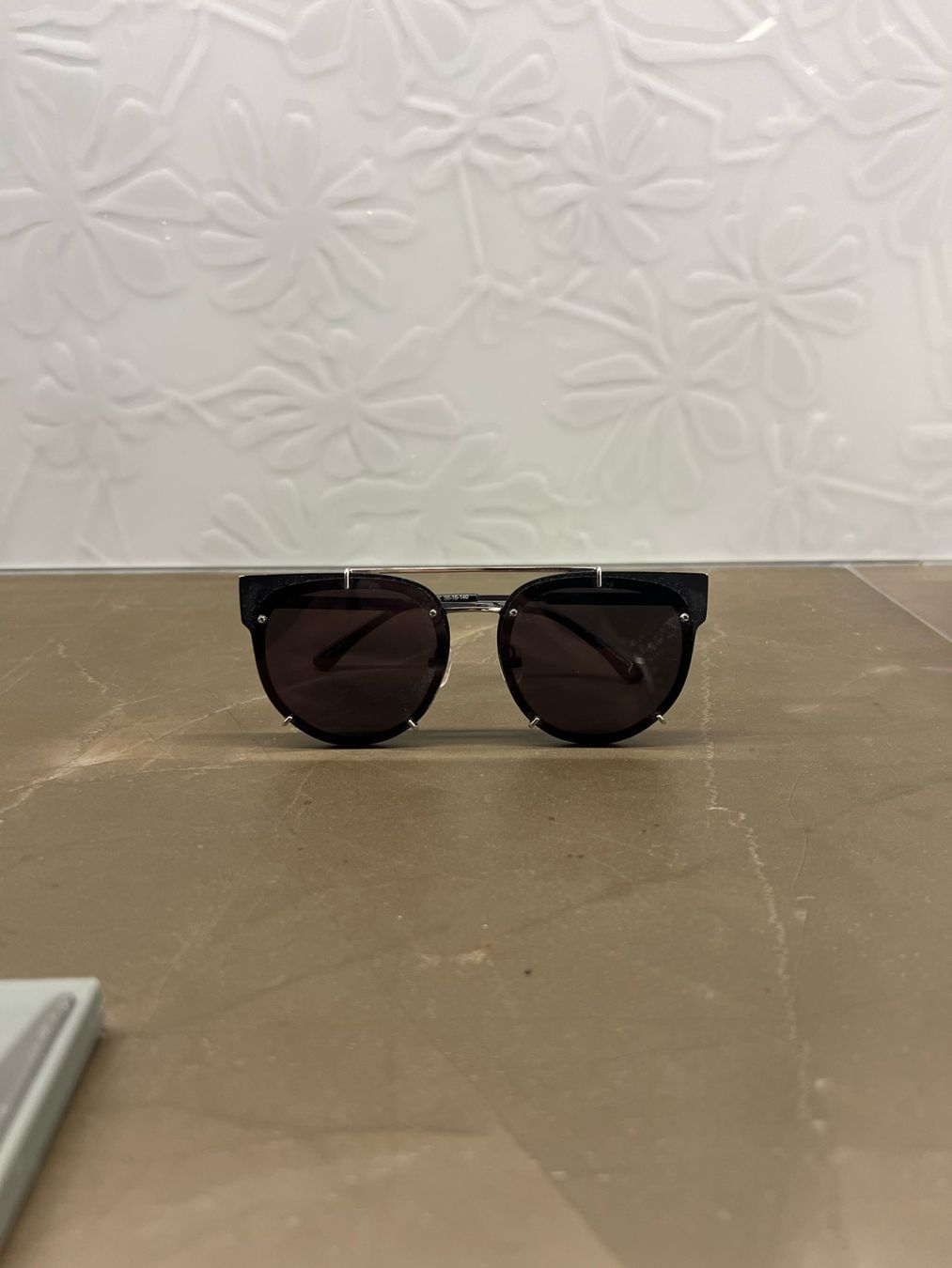 Occhiali & Lenti: Sunglasses - Vera Wang - Black – Usato da Zürich venduto da llor.dell
