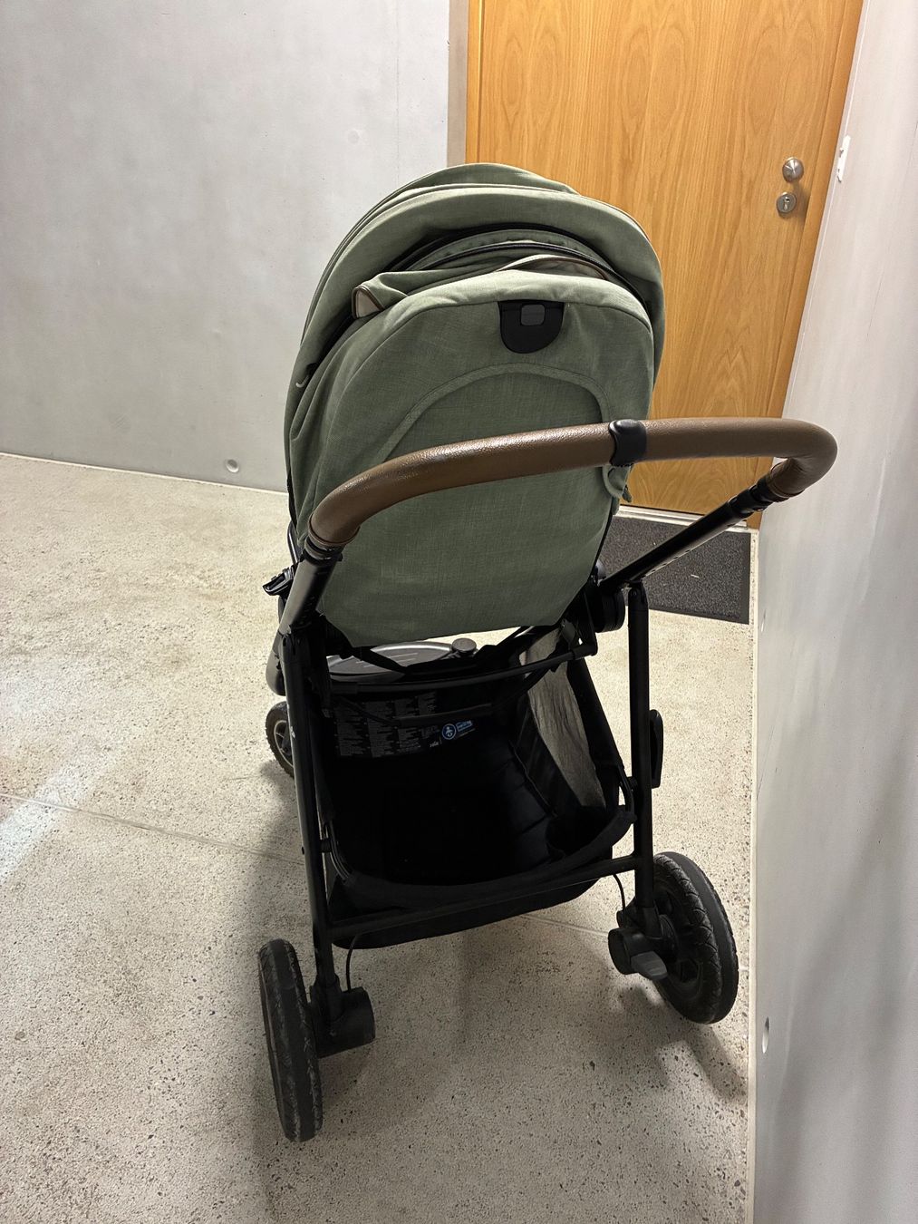 Carrozzine: Joie Kinderwagen / poussette – Usato da Plan-les-Ouates venduto da F.Muller 2
