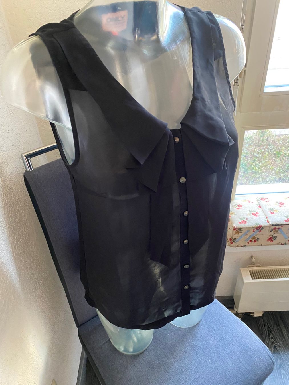 Only Top: elegantes ONLY TOP schwarz Grösse 36 – Nuovo (secondo la descrizione) da Allenwinden venduto da Obalu 2