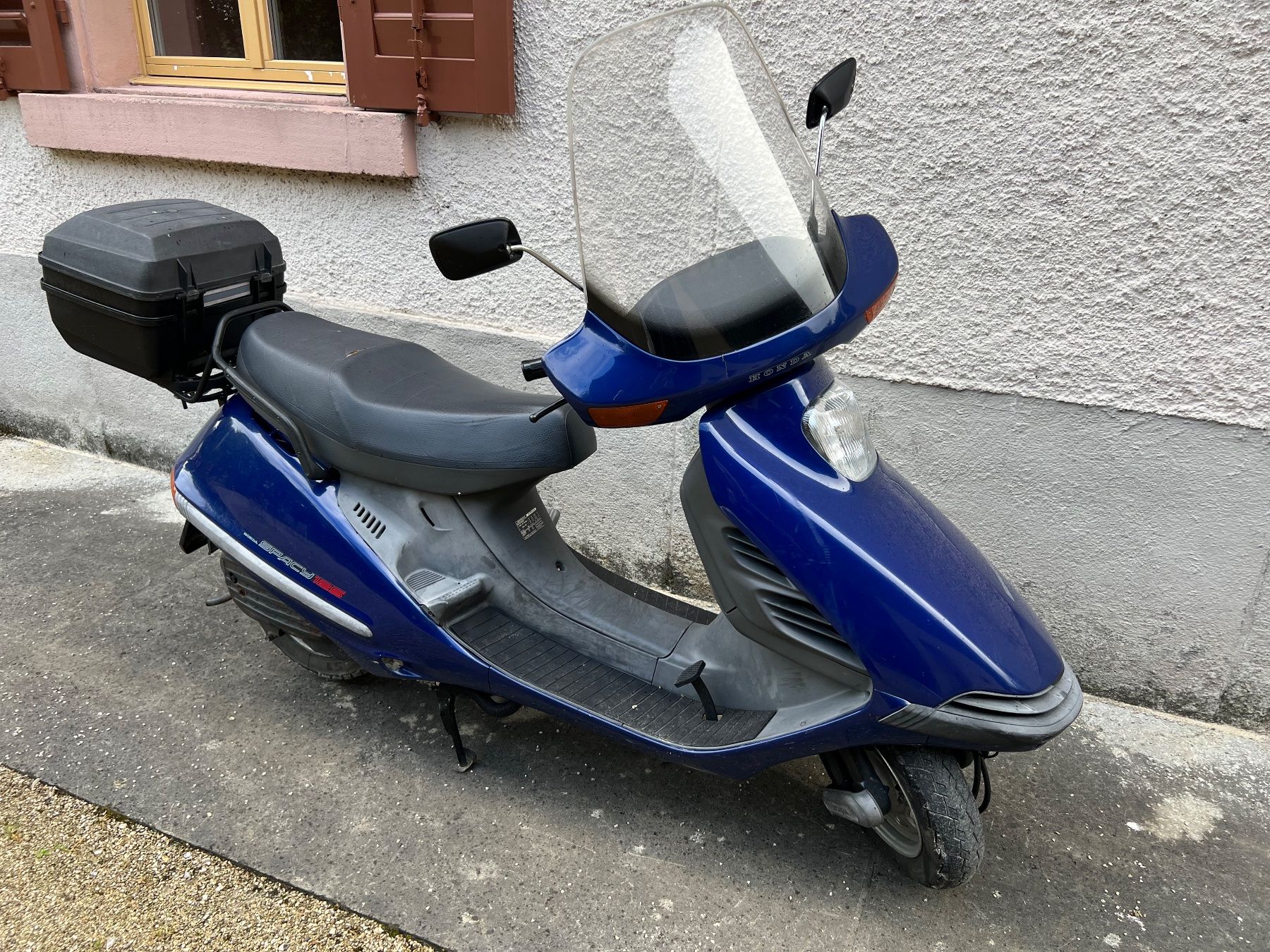 Honda Scooter: Honda Spacy Scooter 125ccm ab 1.- – Difettoso da Wettingen venduto da Wespi4